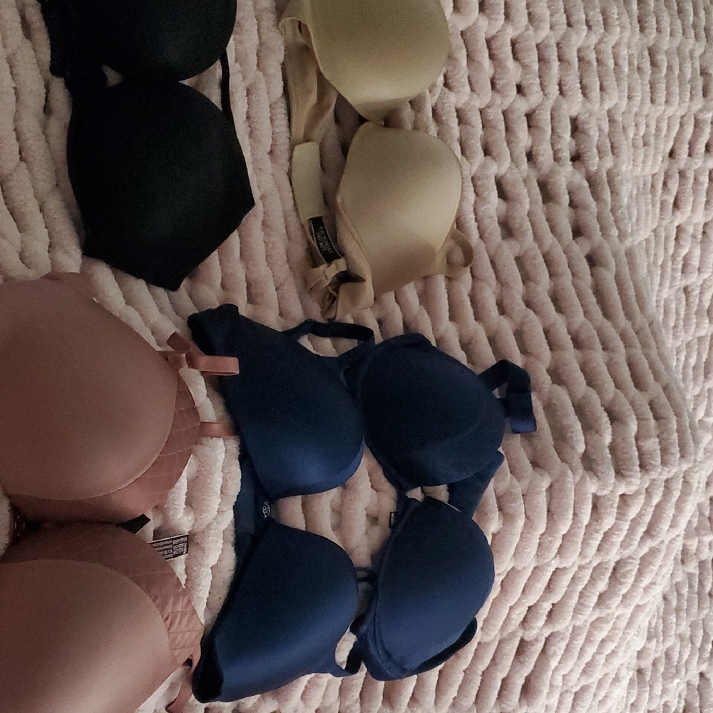 x5 Victoria's Secret Bra Collection - Black, Beige, Pink, x2 Blue. 32C